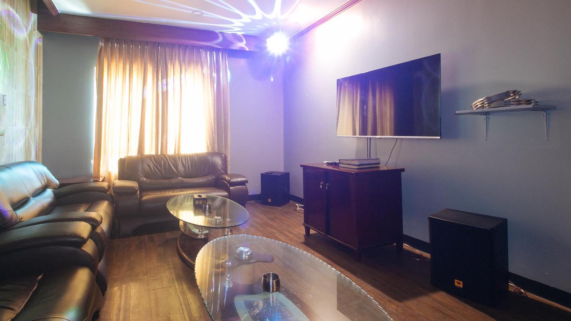 Reddoorz Premium At Jjimjbang Hotel Spa Manille Extérieur photo