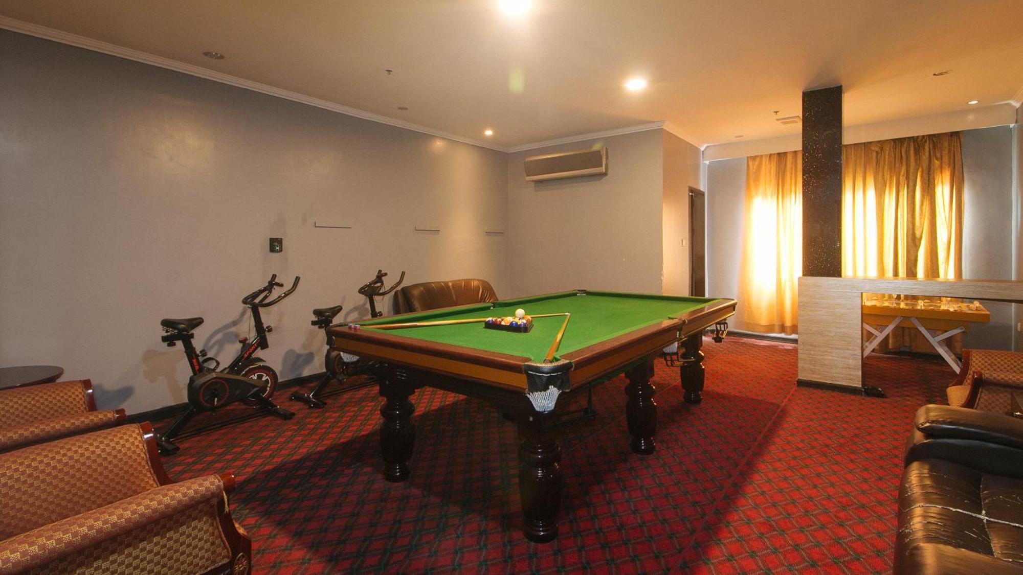 Reddoorz Premium At Jjimjbang Hotel Spa Manille Extérieur photo