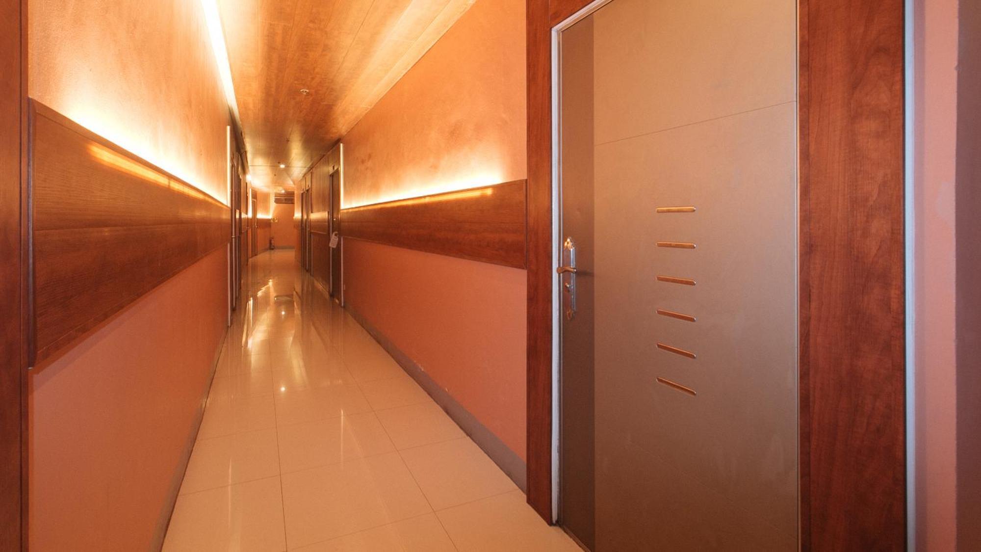 Reddoorz Premium At Jjimjbang Hotel Spa Manille Extérieur photo